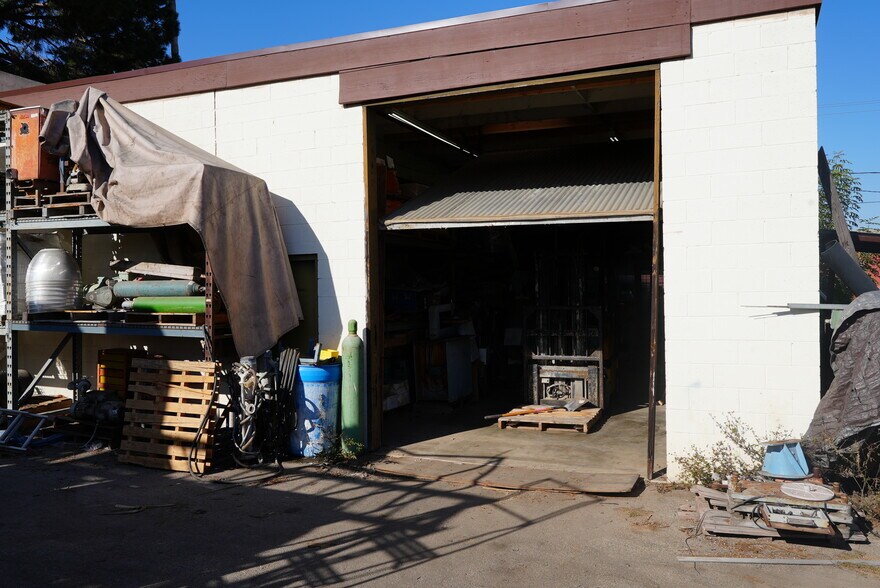 More Photos Of 1635 W 145th St, Gardena Warehouse For Sale