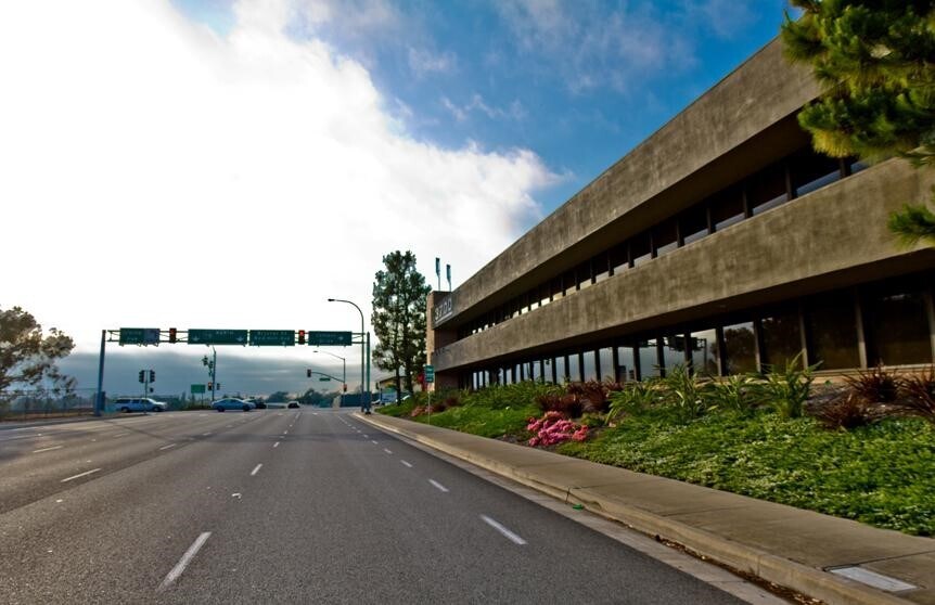 More Photos Of 3700 Campus Dr, Newport Beach Office For Lease