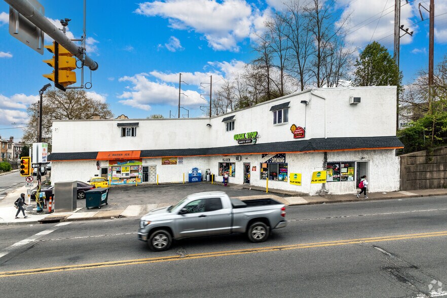 More Photos Of 7400 Marshall Rd, Upper Darby Township Storefront Retail Residential For Sale