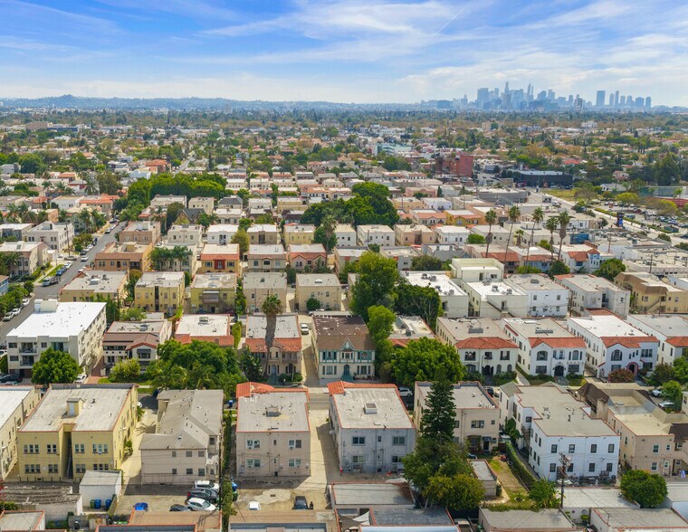 More Photos Of 351 N Spaulding Ave, Los Angeles Apartments For Sale