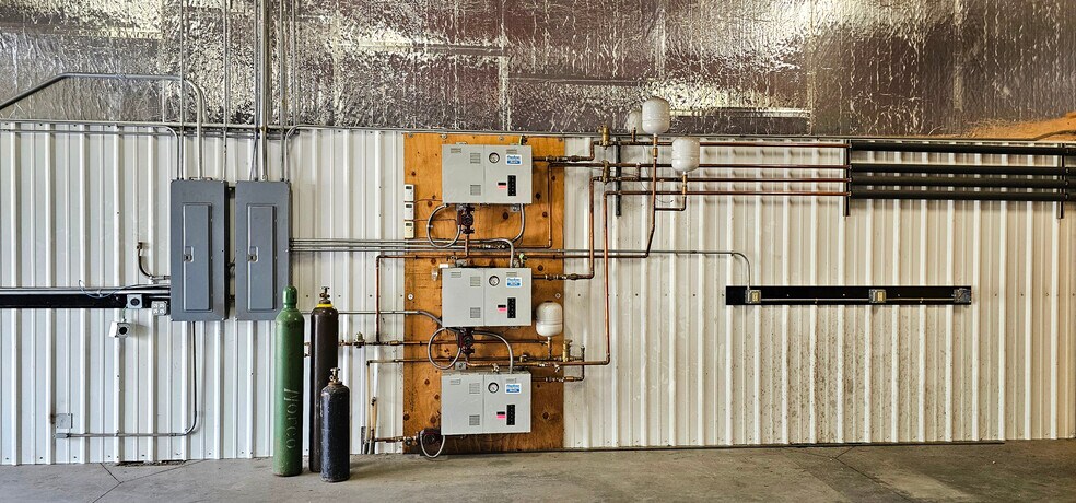 More Photos Of 30 S Commercial St, Cambridge Warehouse For Sale