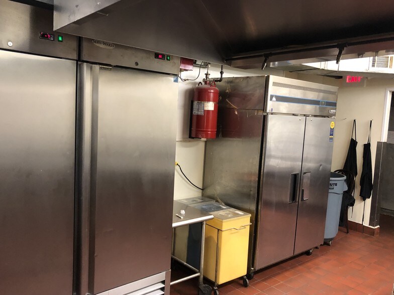 More Photos Of 3009 E Ash St, Goldsboro Restaurant For Sale