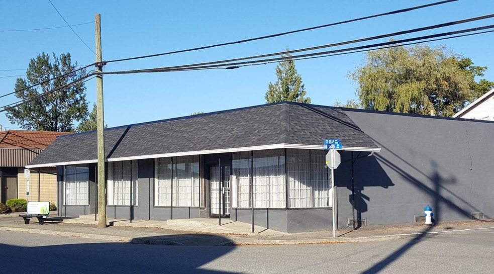 Primary Photo Of 5814 Riverside St, Abbotsford Storefront Retail Office For Lease
