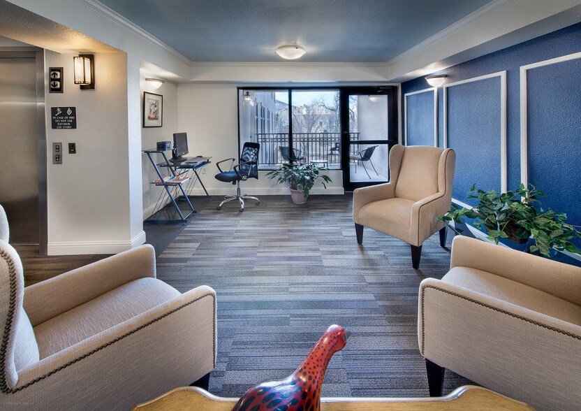 More Photos Of 1027 Washington Ave, Golden Apartments For Lease