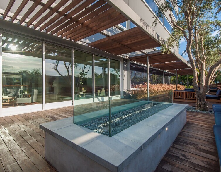 More Photos Of 2101 E El Segundo Blvd, El Segundo Office For Lease