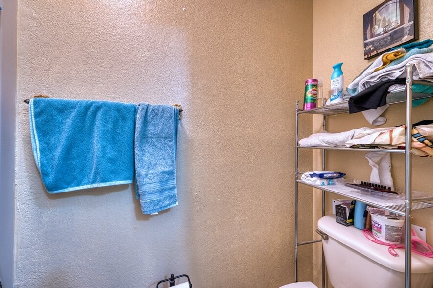 More Photos Of 25038 Harborview Rd, Port Charlotte Apartments For Sale