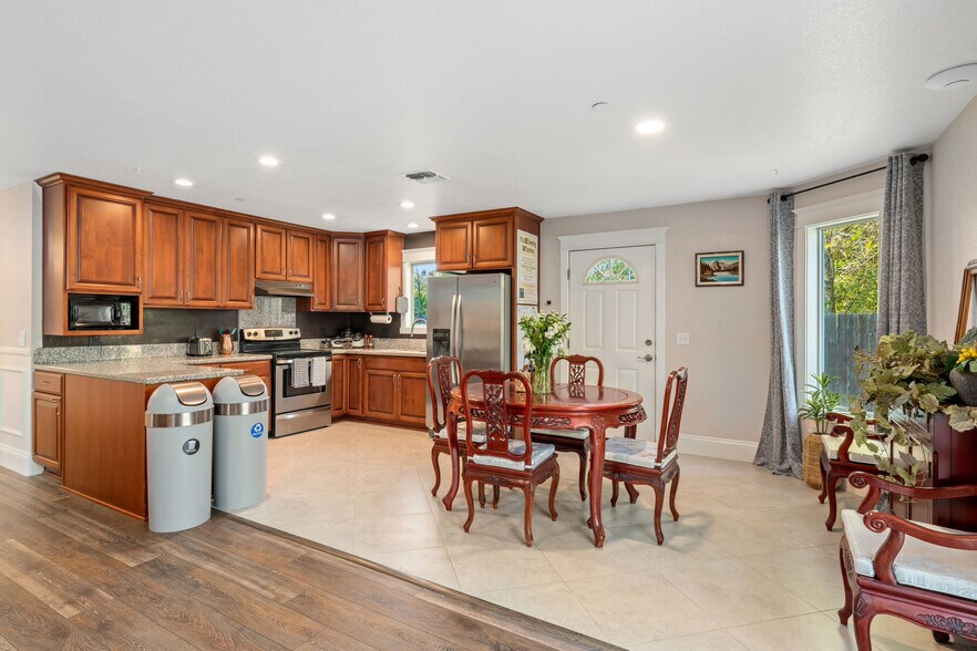 More Photos Of 3734 Hollister Ave, Carmichael Assisted Living For Sale