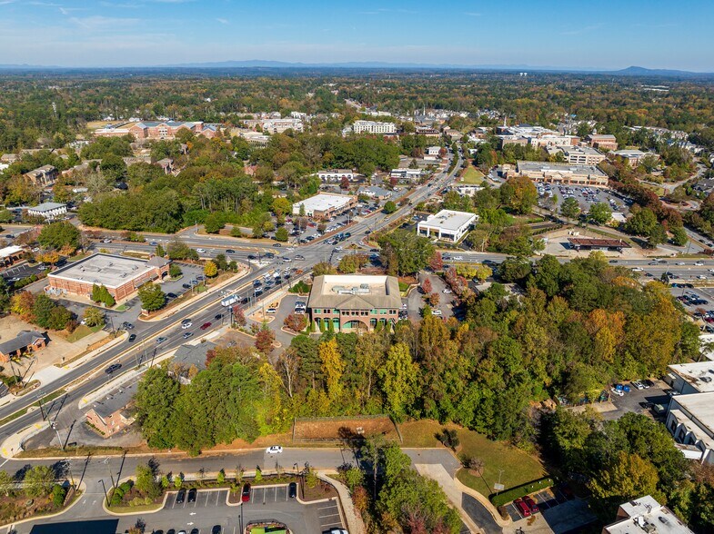 More Photos Of 178 S Main St, Alpharetta Office For Sale