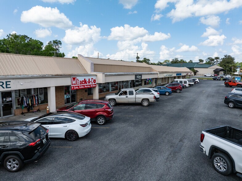 More Photos Of 1037-1110 W Us Highway 90, Lake City Unknown For Lease