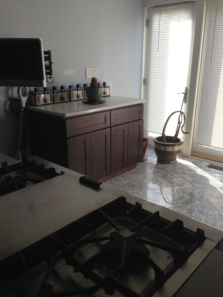 More Photos Of 175 Beach 113th St, Rockaway Park Apartments For Sale