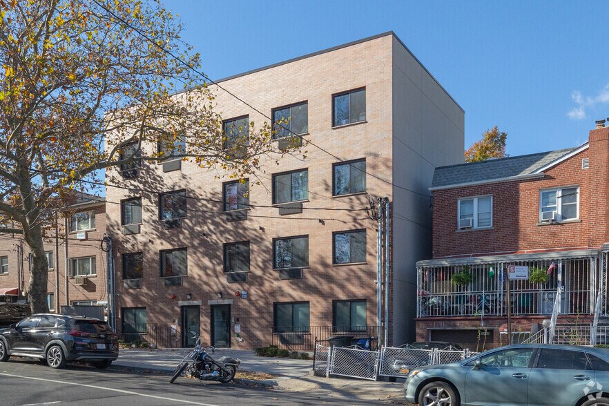 Primary Photo Of 3029-3031 Bronxwood Ave, Bronx Apartments For Sale