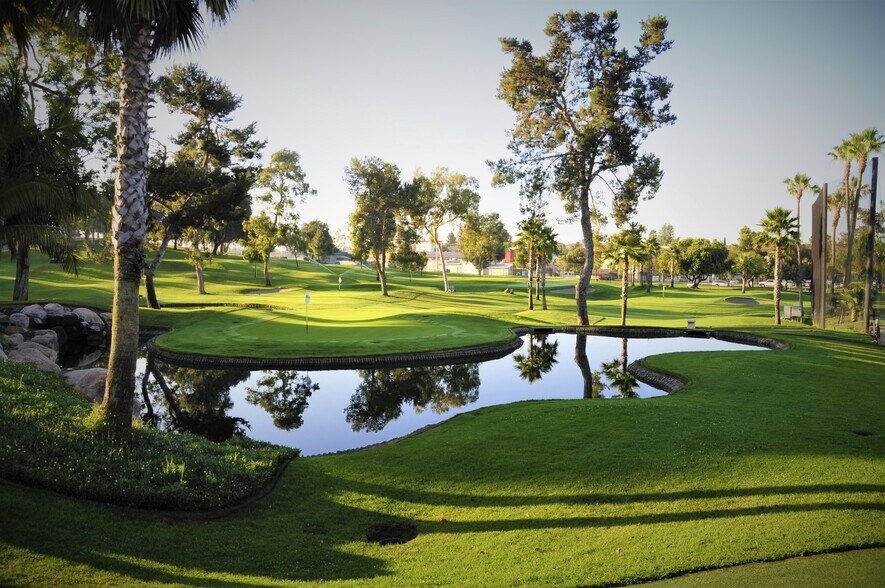 More Photos Of 4210 52nd St, San Diego Apartments For Sale