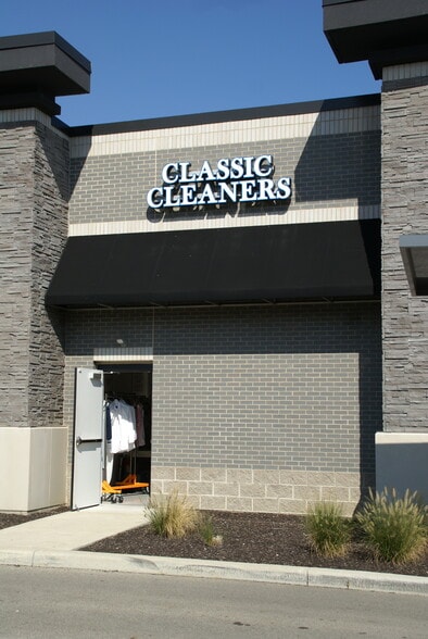 More Photos Of 11000 Michigan Rd, Zionsville Storefront For Lease