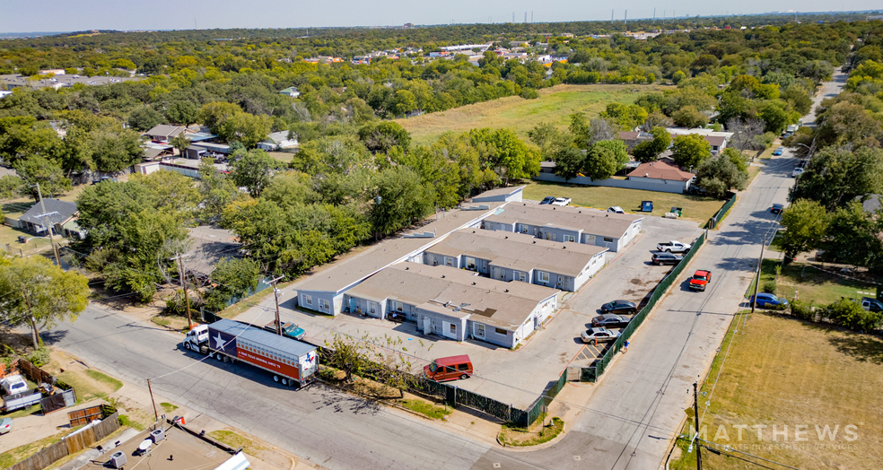 Primary Photo Of 5117 N Hampshire Blvd, Fort Worth Apartments For Sale