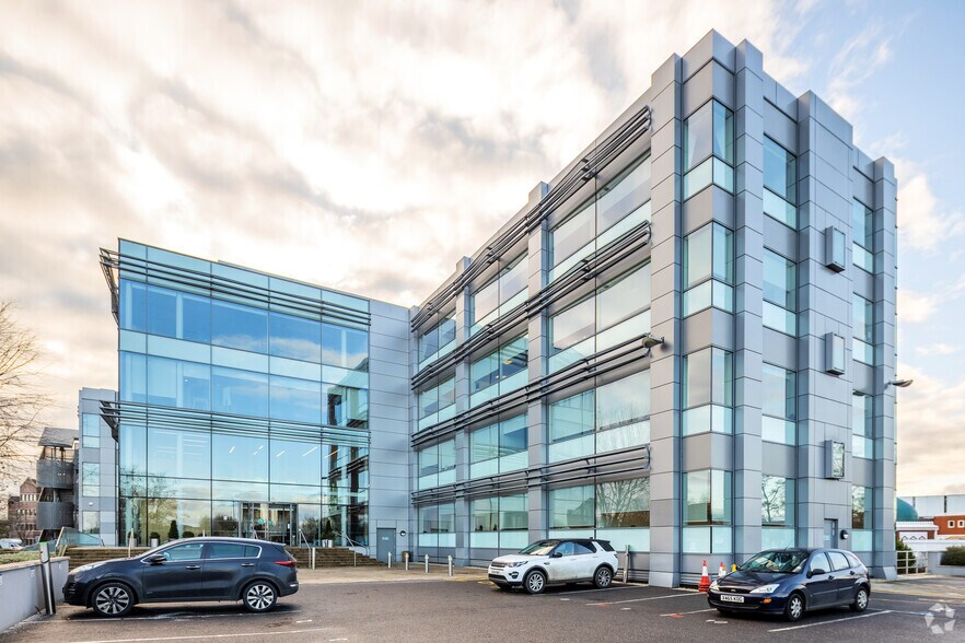 More Photos Of St Cloud Way, Maidenhead Office For Lease