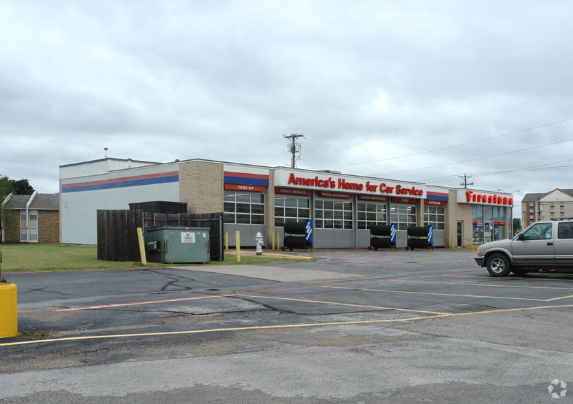 Primary Photo Of , Duncanville General Retail For Sale