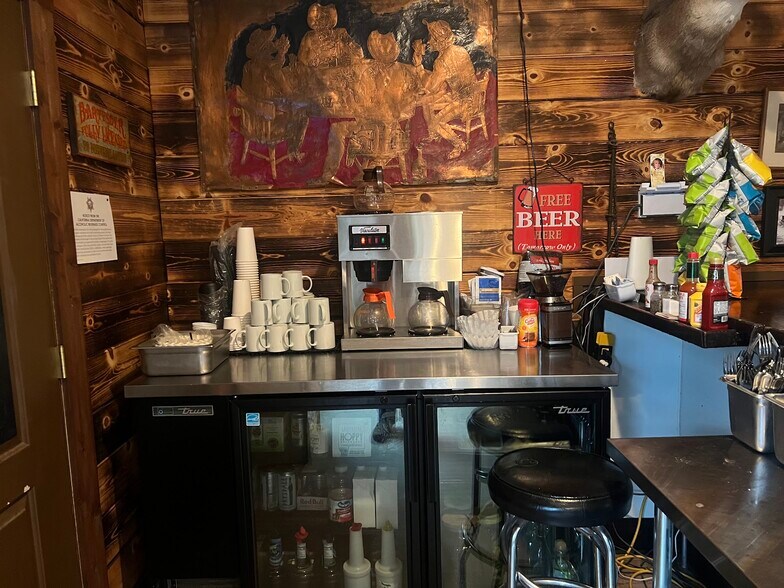 More Photos Of 125 Deadwood Rd, Lewiston Restaurant For Sale