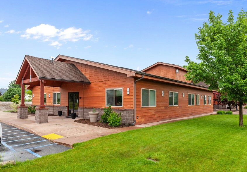 More Photos Of 6701 N Idaho Rd, Newman Lake Lodge Meeting Hall For Sale