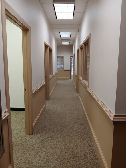 More Photos Of 2512 Independence Blvd, Wilmington Office For Lease