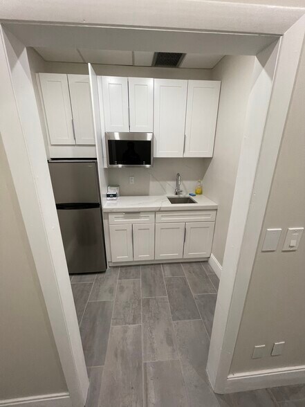 More Photos Of 345 Boylston St, Newton Office For Lease