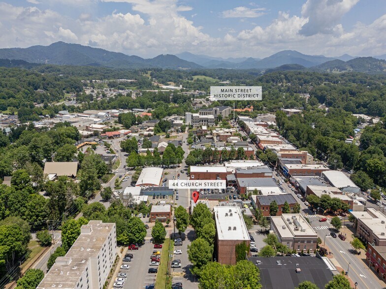 More Photos Of 44 Church St, Waynesville Storefront Retail Residential For Sale