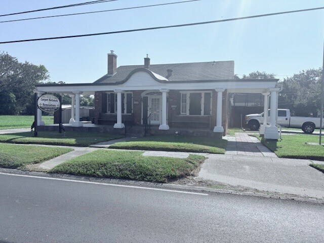 More Photos Of 1204 Williams Blvd, Kenner Office For Sale