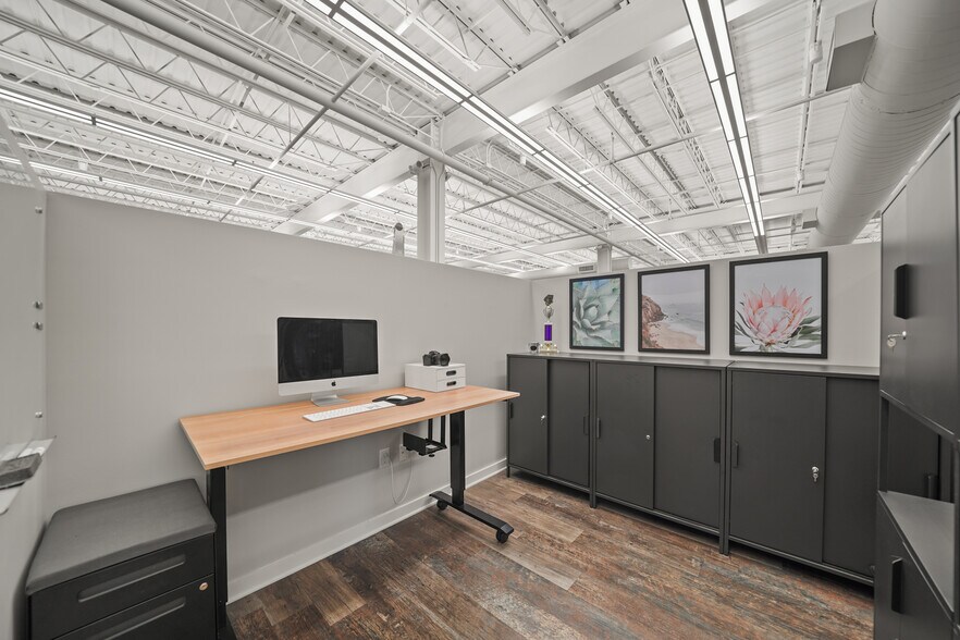 More Photos Of 4300 FM 2351 Rd, Friendswood Office For Lease