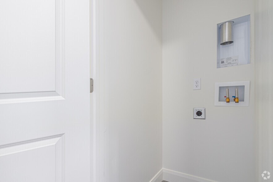 More Photos Of 36 W 1600 N, Sunset Apartments For Sale