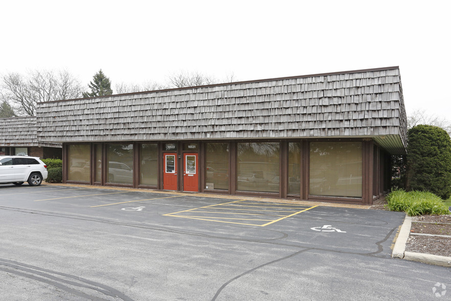 Primary Photo Of 16531-16533 Oak Park Ave, Tinley Park Unknown For Lease