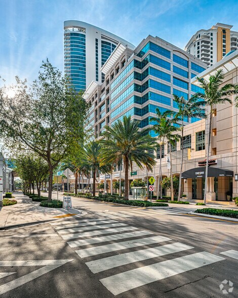 More Photos Of 450 E Las Olas Blvd, Fort Lauderdale Office For Lease