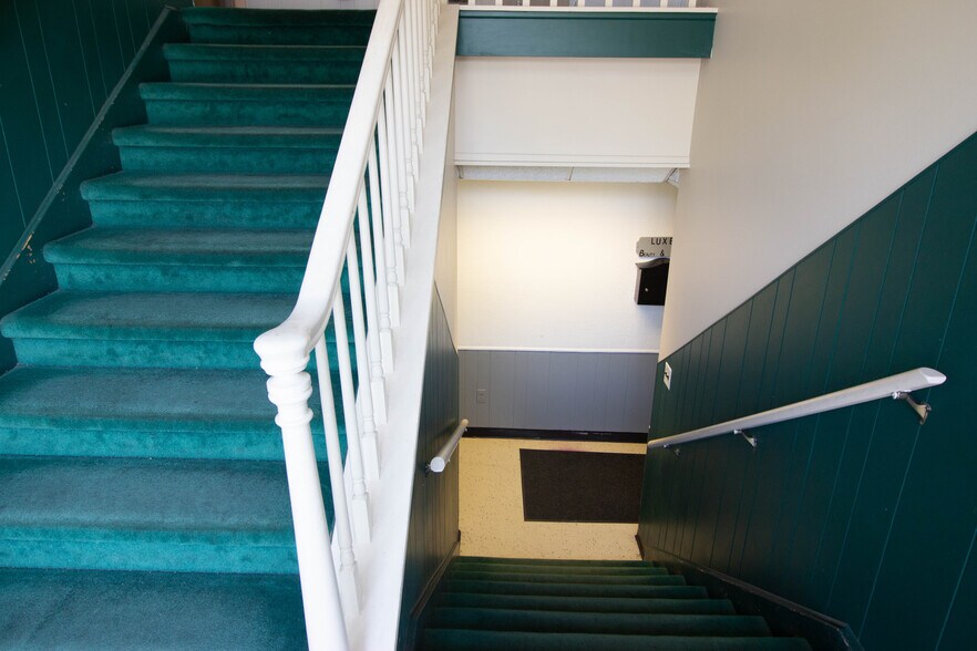 More Photos Of 23750 Gratiot Ave, Eastpointe Office Residential For Sale