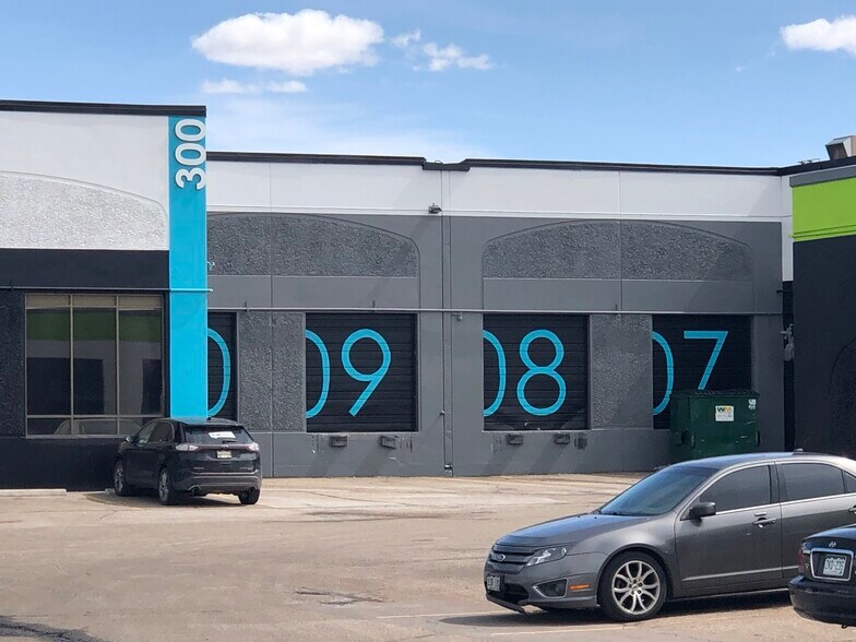 More Photos Of 3700 Havana St, Denver Unknown For Lease