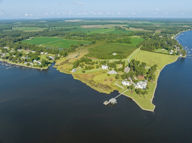 More Photos Of 220 Pungo Shores, Belhaven Lodge Meeting Hall For Sale