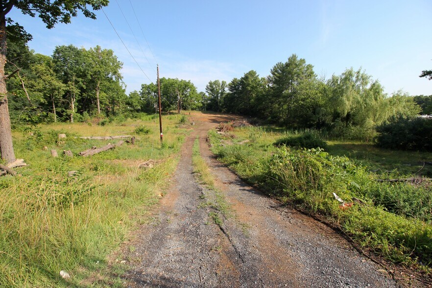 More Photos Of 1229 Rosser Ave, Waynesboro Land For Sale