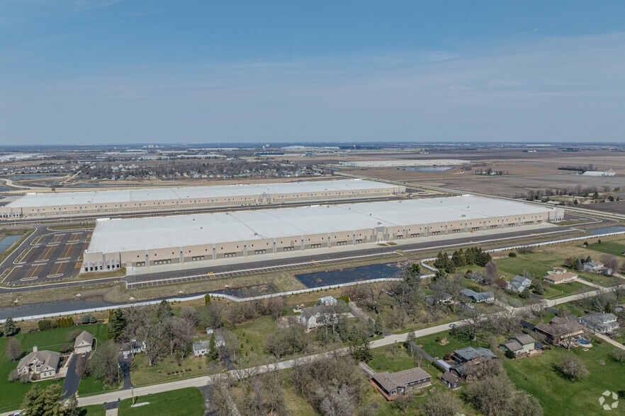 More Photos Of 100 W Compass Blvd, Joliet Distribution For Lease