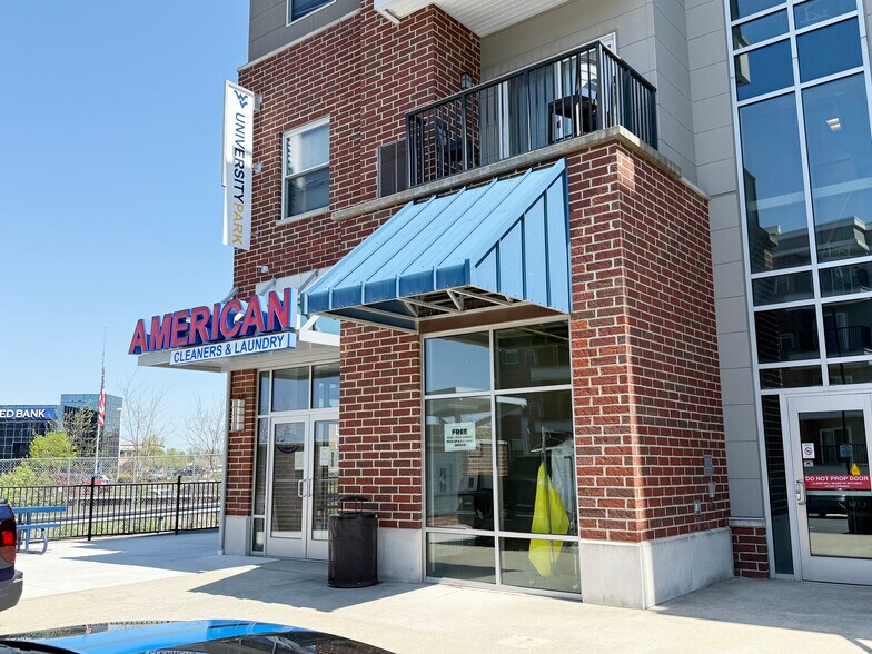 Primary Photo Of 475 Oakland St, Morgantown Dormitory For Lease