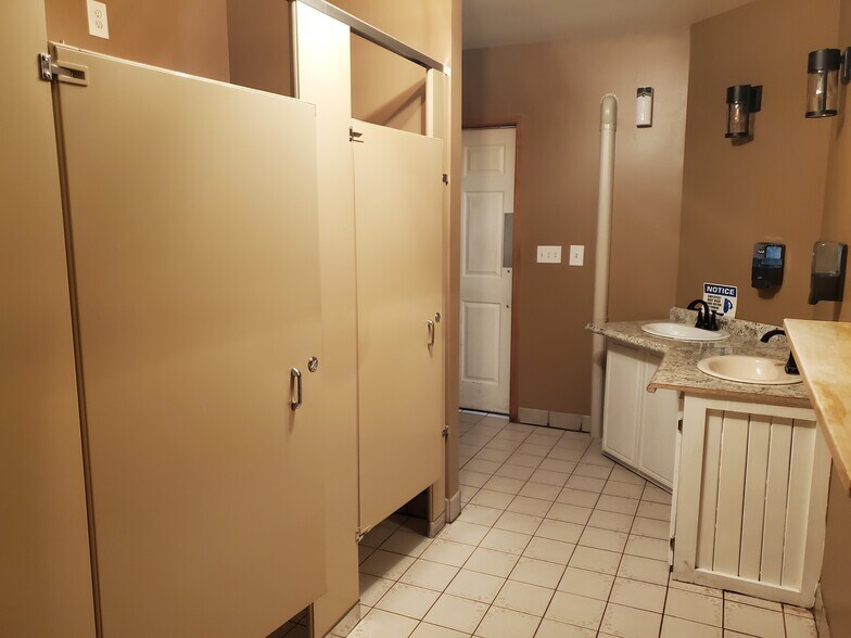 More Photos Of 4350 US Highway 322, Jamestown Restaurant For Sale