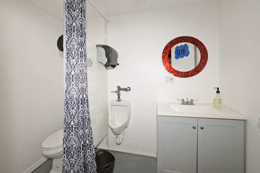 More Photos Of 527 Givens Ave, Amarillo Lodge Meeting Hall For Sale