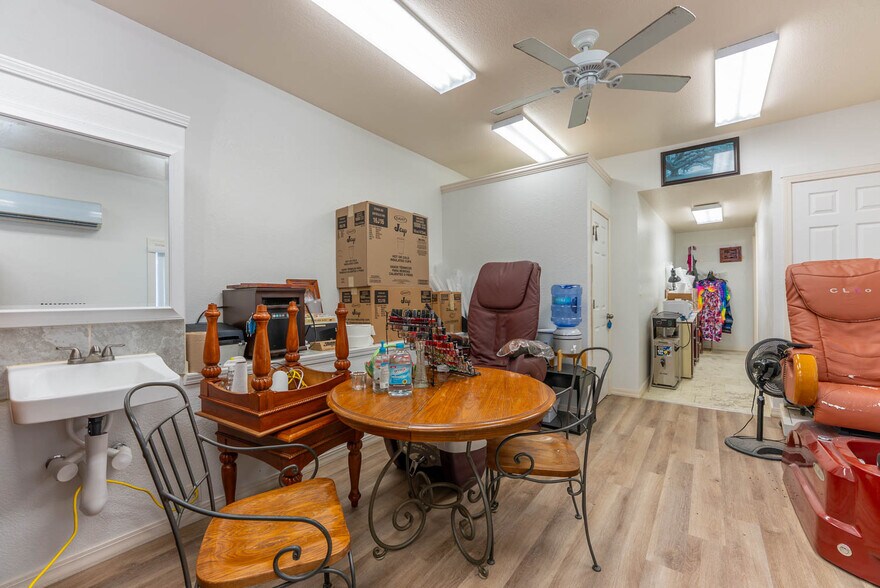 More Photos Of 5412 AR-56, Violet Hill Service Station For Sale