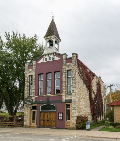 More Photos Of 111 Coffee St, Lanesboro Restaurant For Sale
