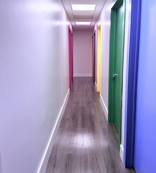 More Photos Of 1140 W 50th St, Hialeah Medical For Sale