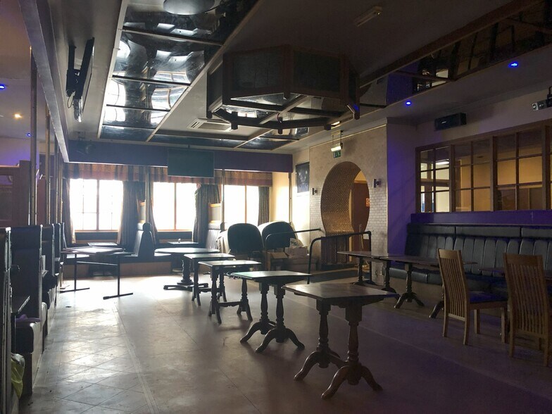More Photos Of 1-11 Bridge St, Ellon Hotel For Sale