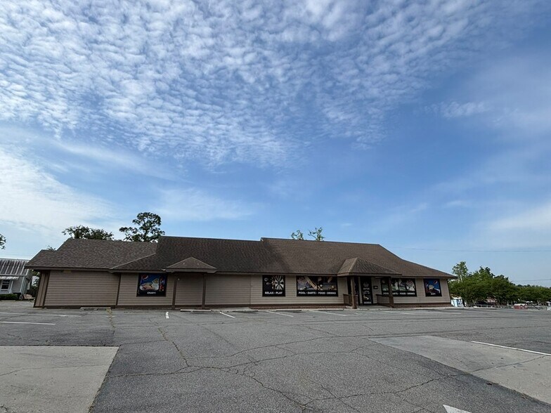 More Photos Of 1305 Baytree Rd, Valdosta Freestanding For Sale