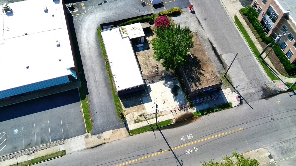 More Photos Of 1904 Granby St, Norfolk Freestanding For Lease