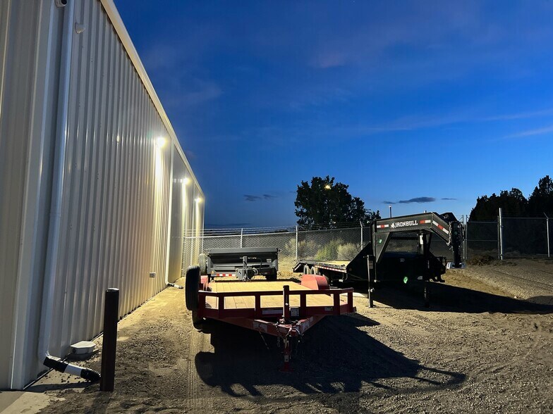 More Photos Of 36730 Democracy Dr, Trinidad Warehouse For Lease