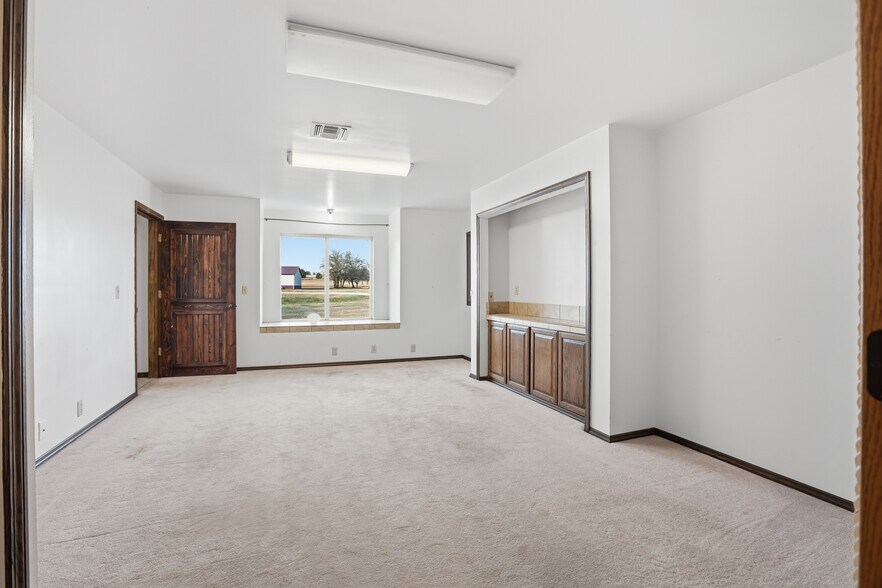 More Photos Of 4806 N Perkins Rd, Stillwater Office For Sale