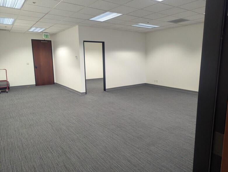 More Photos Of 133 Mission St, Santa Cruz Medical For Lease