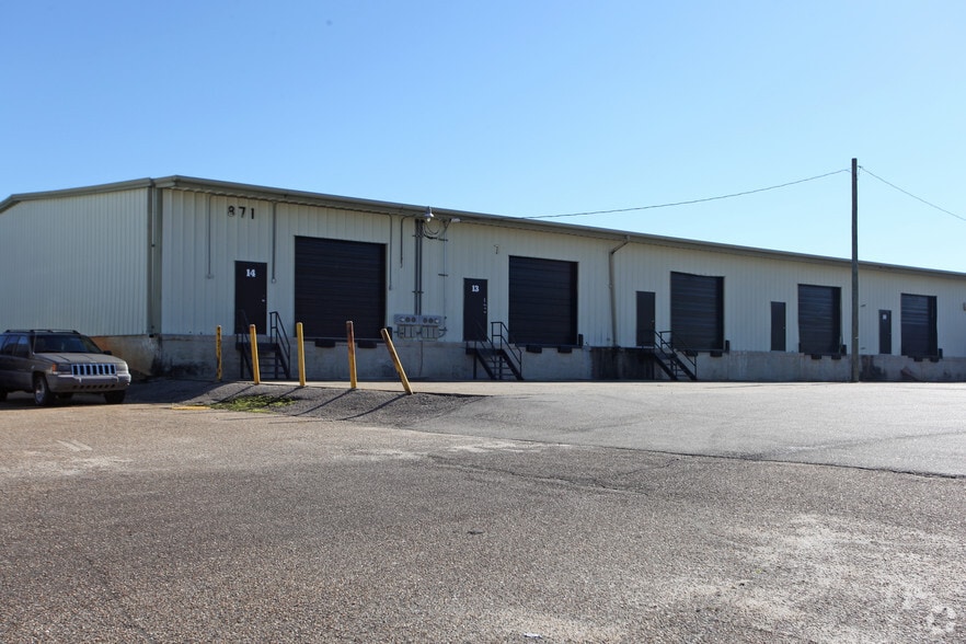 More Photos Of 871 B Plantation Way, Montgomery Warehouse For Lease