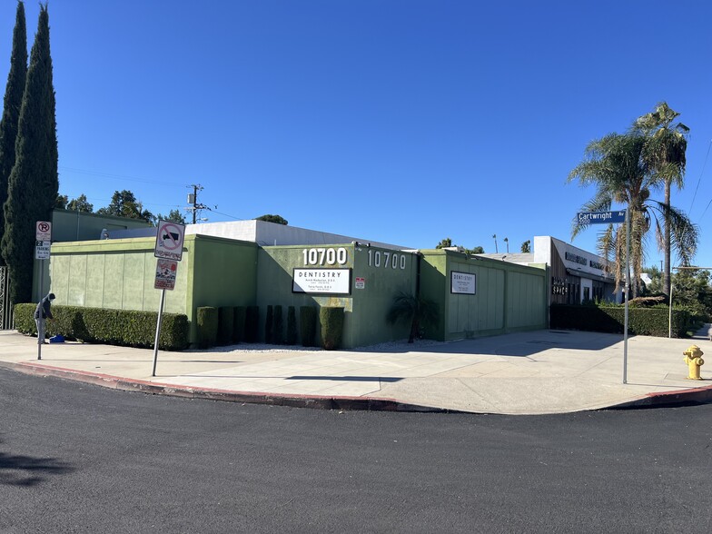 Primary Photo Of 10700 Burbank Blvd, North Hollywood Medical For Sale