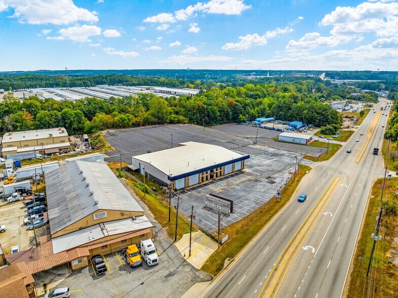 More Photos Of 3502 Moreland Ave, Conley Service For Lease